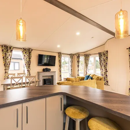 Waterfall Luxmy With Hot Tub